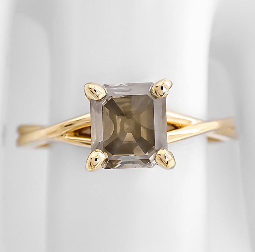 Exklusiver Damenring aus 14 kt Gelbgold mit natürlichem Fancy Deep Diamanten (1,08 ct) – IGI zertifiziert Cheap.Diamonds