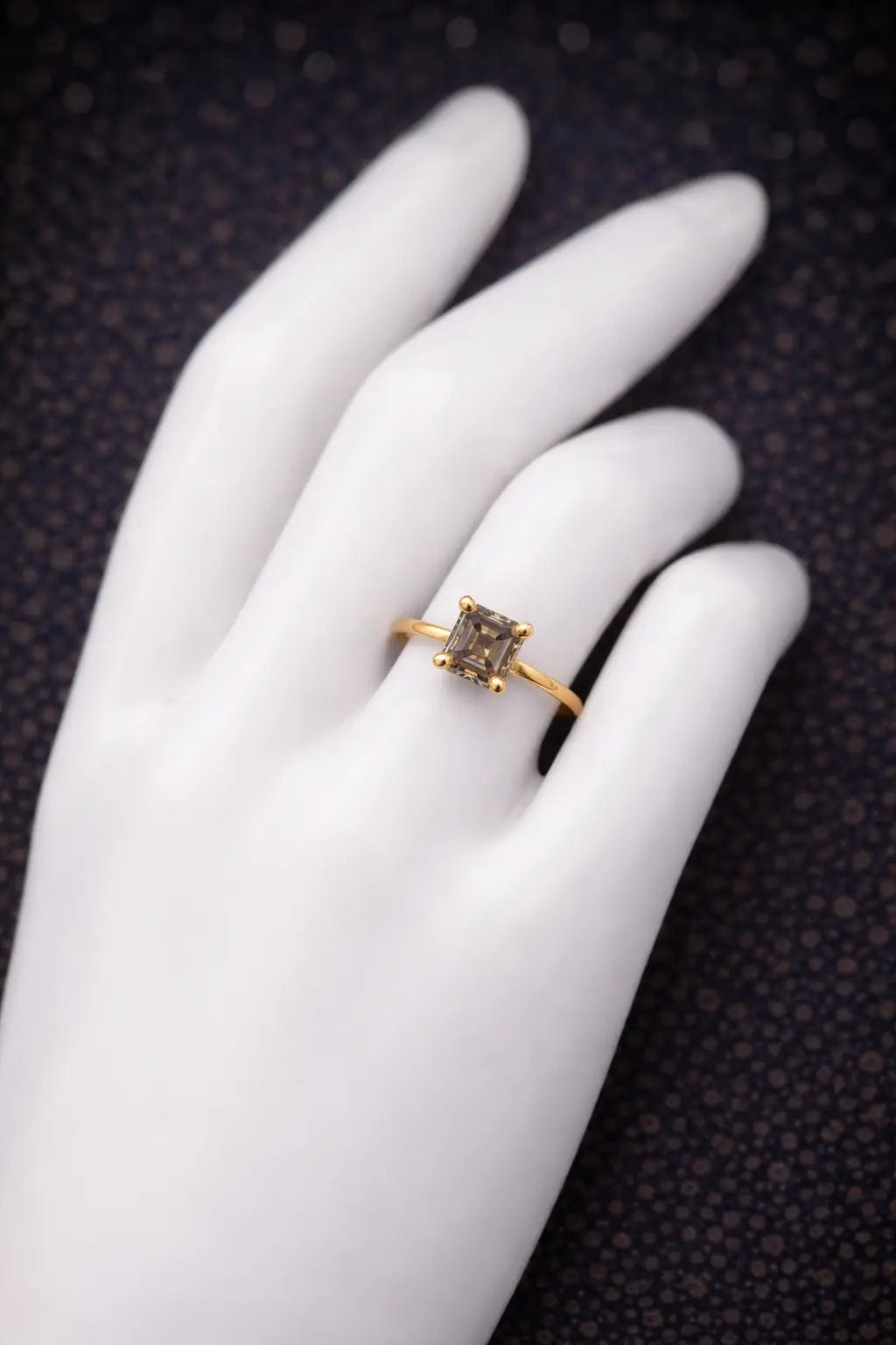 Exklusiver Ring aus 14 kt Gelbgold mit natürlichem Fancy Deep Farbdiamanten (1,08 ct) – IGI zertifiziert Cheap.Diamonds