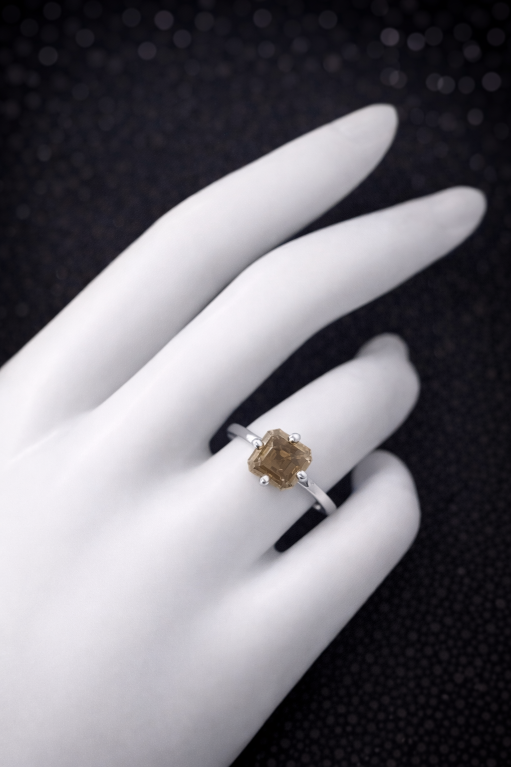 Exklusiver Damenring aus 14 kt Weißgold mit natürlichem Fancy-Farbdiamanten (2,22 ct) – IGI zertifiziert