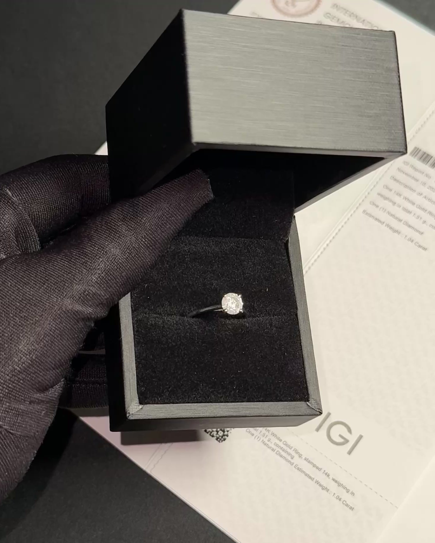 Eleganter Solitärring aus 14 kt Weißgold mit Natürlicher Diamant (1,04 ct) – IGI zertifiziert