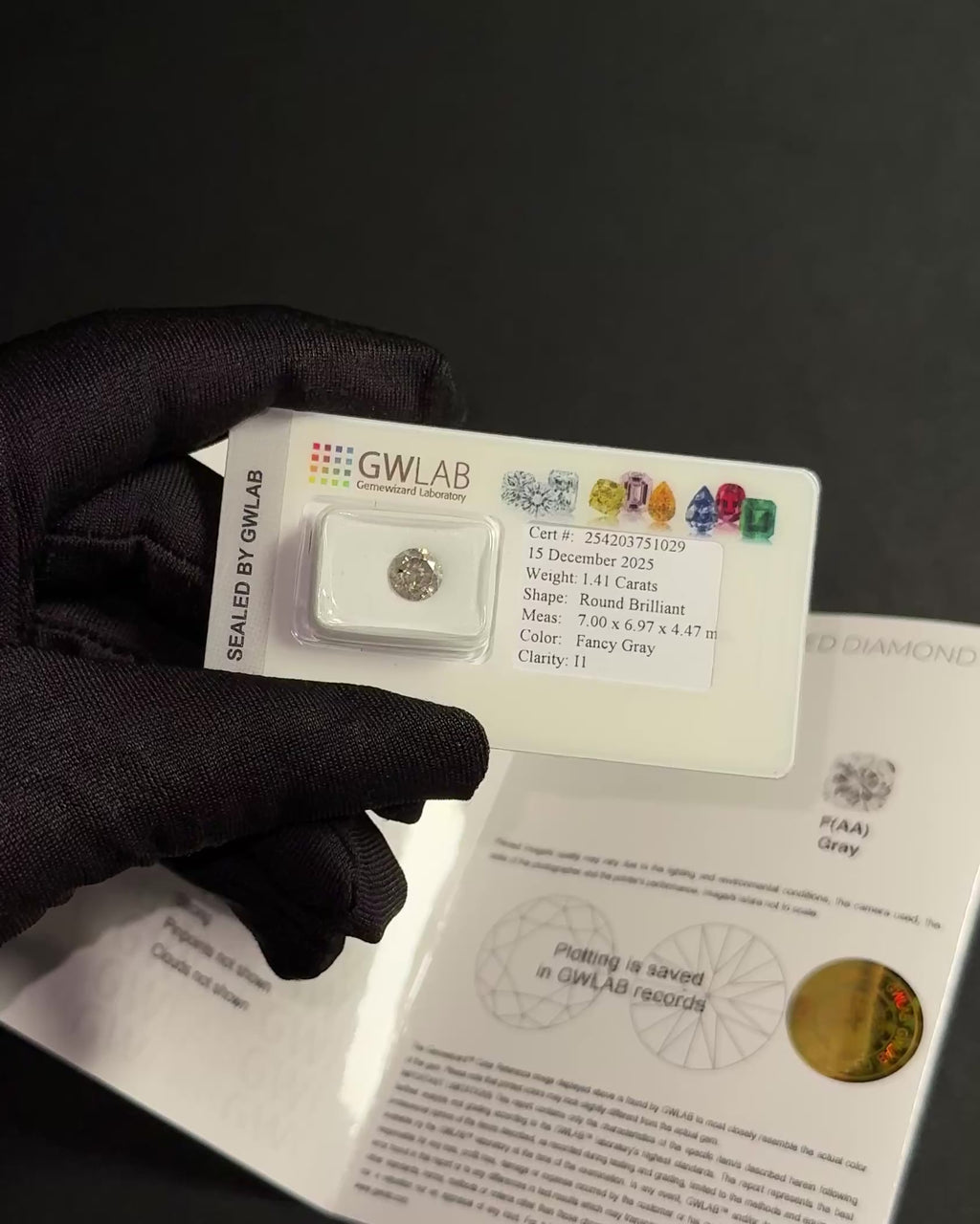 Natürlicher Fancy-Grau Diamant – 1,41 ct | Rund Brillant | GWLab zertifiziert