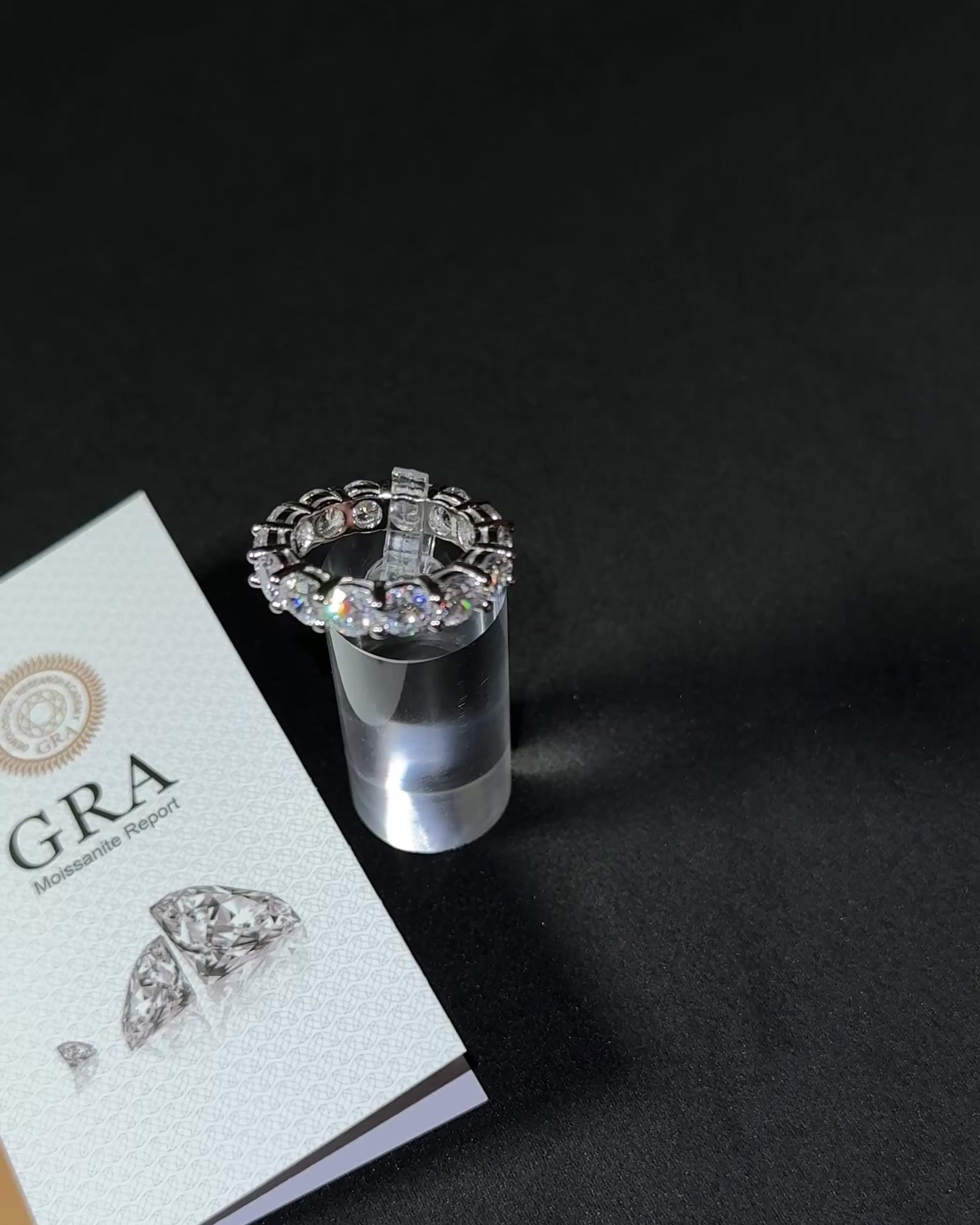 Ewigkeitsring – VVS1 Moissanit | Farbe D 6,5 ct - 7,0 ct mit GRA Zertifikat