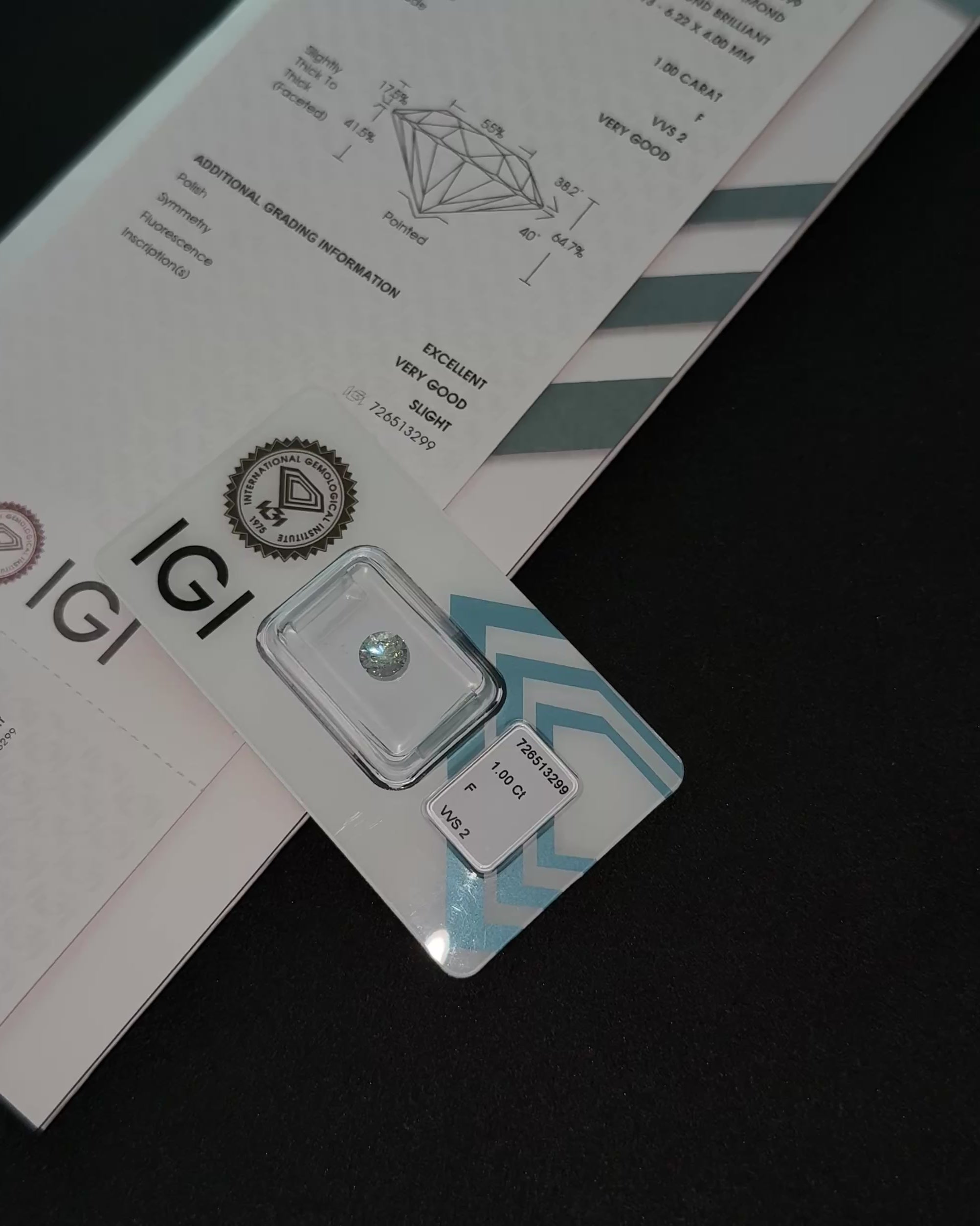 1.00 ct Naturdiamanten F / VVS2 - IGI zertifiziert